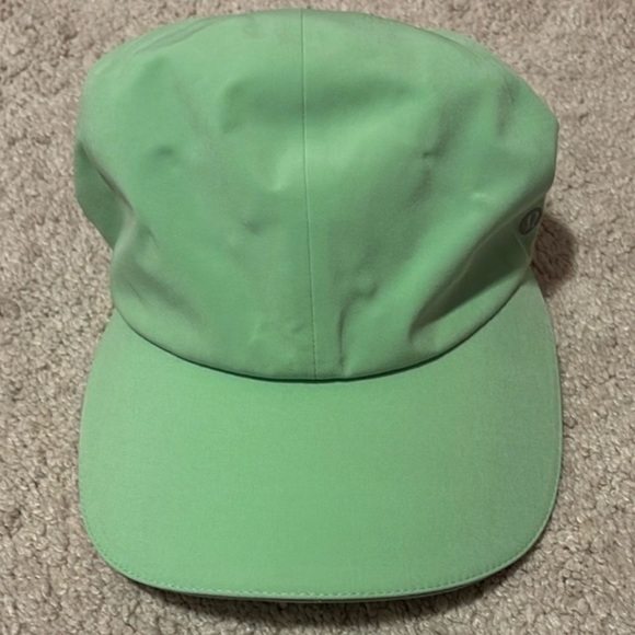 ✨THURS SALE✨ Lululemon Hat Fast and Free Hat Running Hat Scream Green Light - Picture 1 of 14